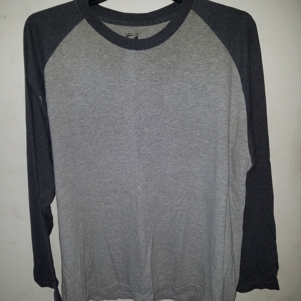 Men's XL Charcoal and Heather Gray Baseball Tshirt